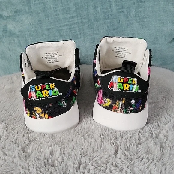 Ground Up Official Nintendo Super Mario Shoes - Picture 5 of 15